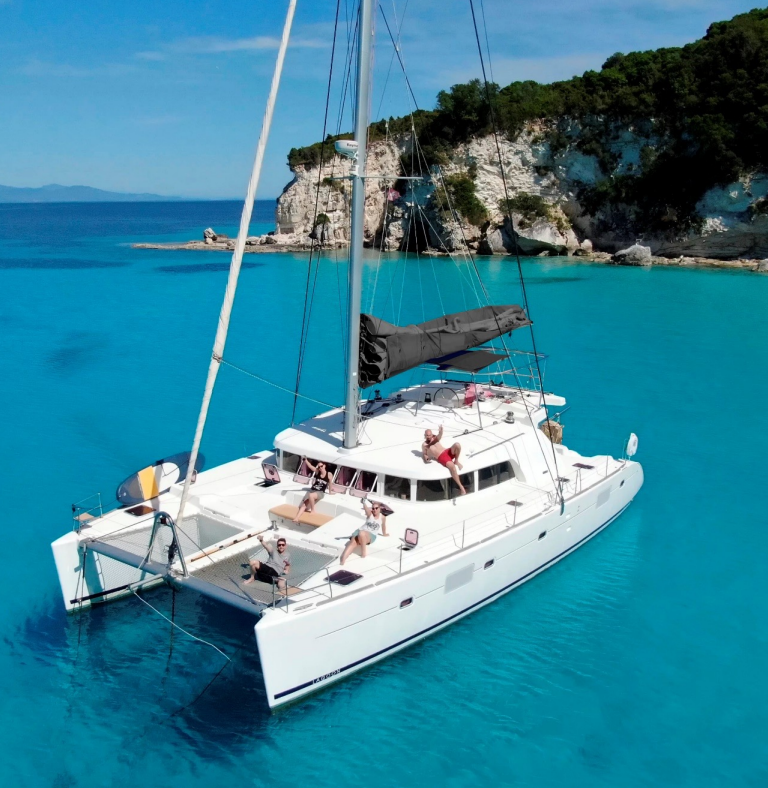 Lagoon 500 «AMI»
